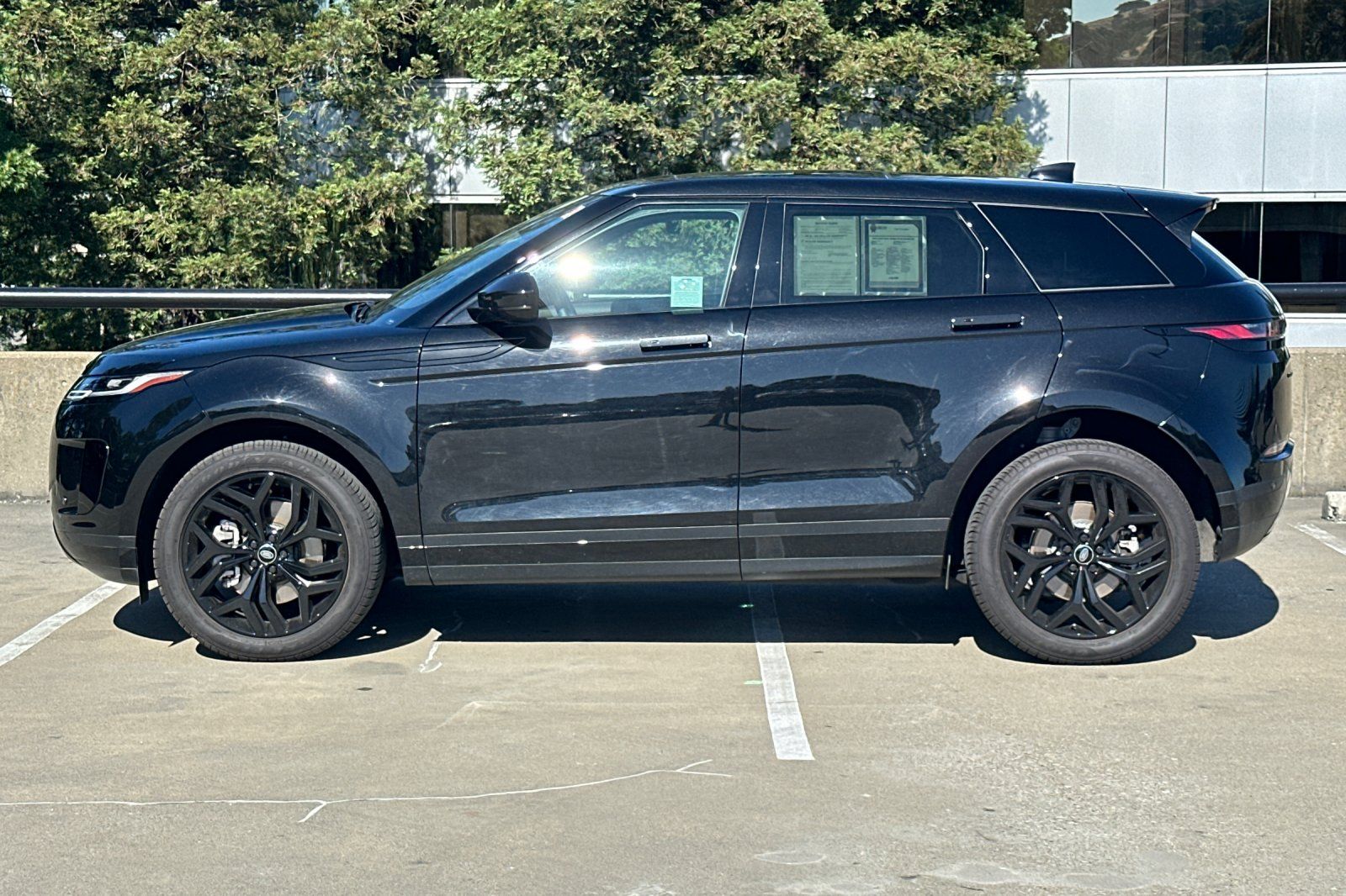 land rover range rover evoque 2022 SALZP2FX4NH170723 image land rover range rover evoque 2022 SALZP2FX4NH170723 image